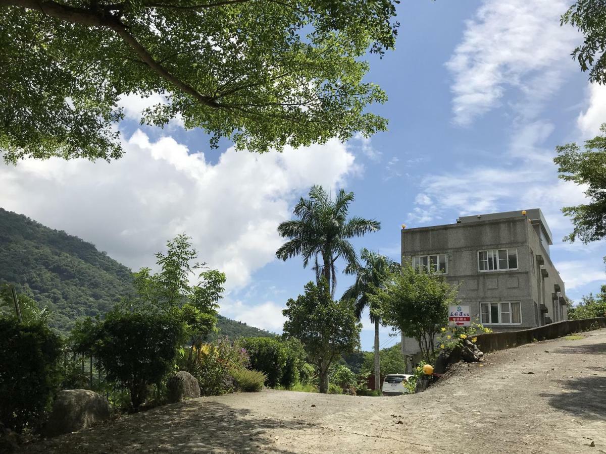 Chihpen Lucky Hot Spring B&B Wenquan Luaran gambar